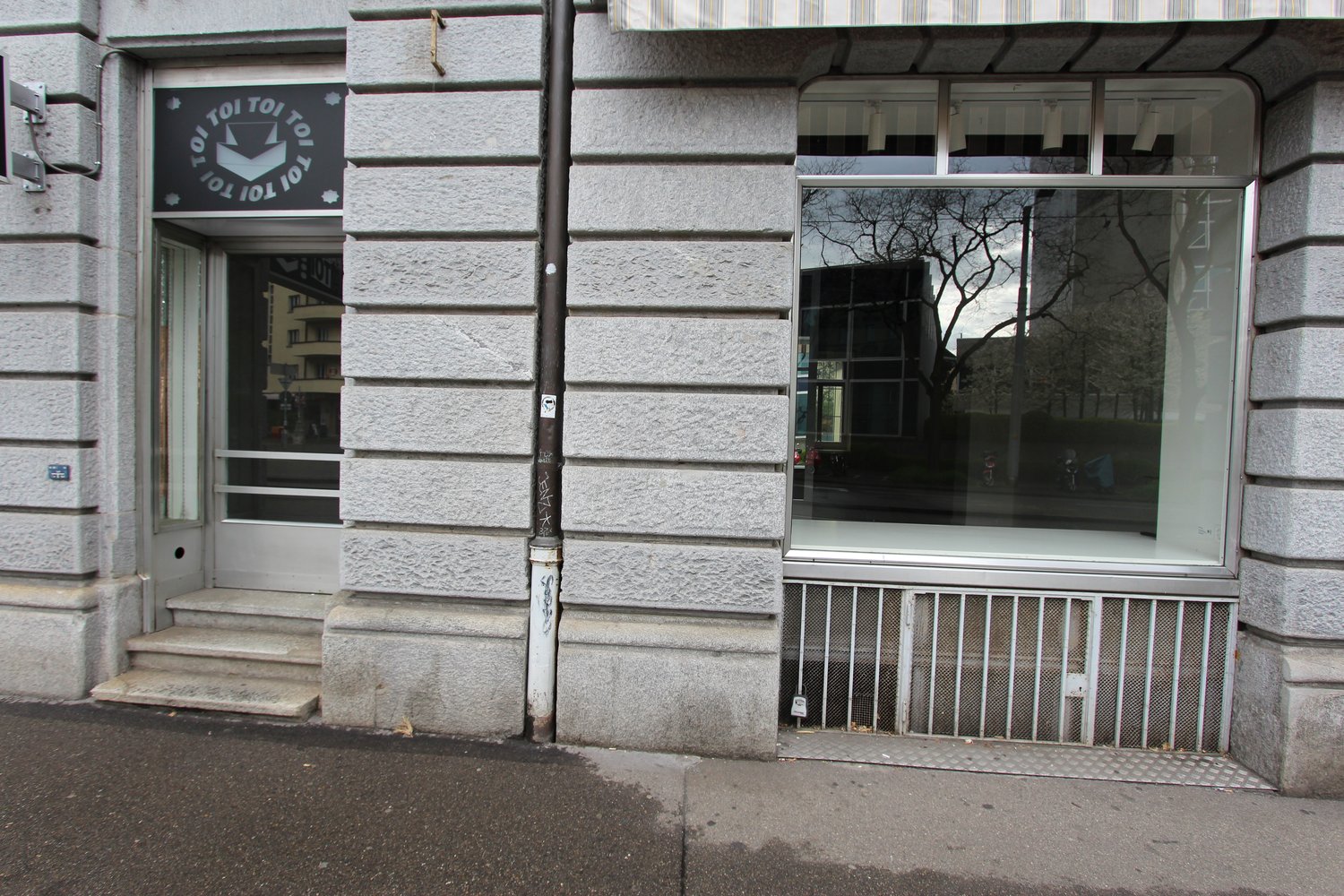 Shop, photo 9 sur 10