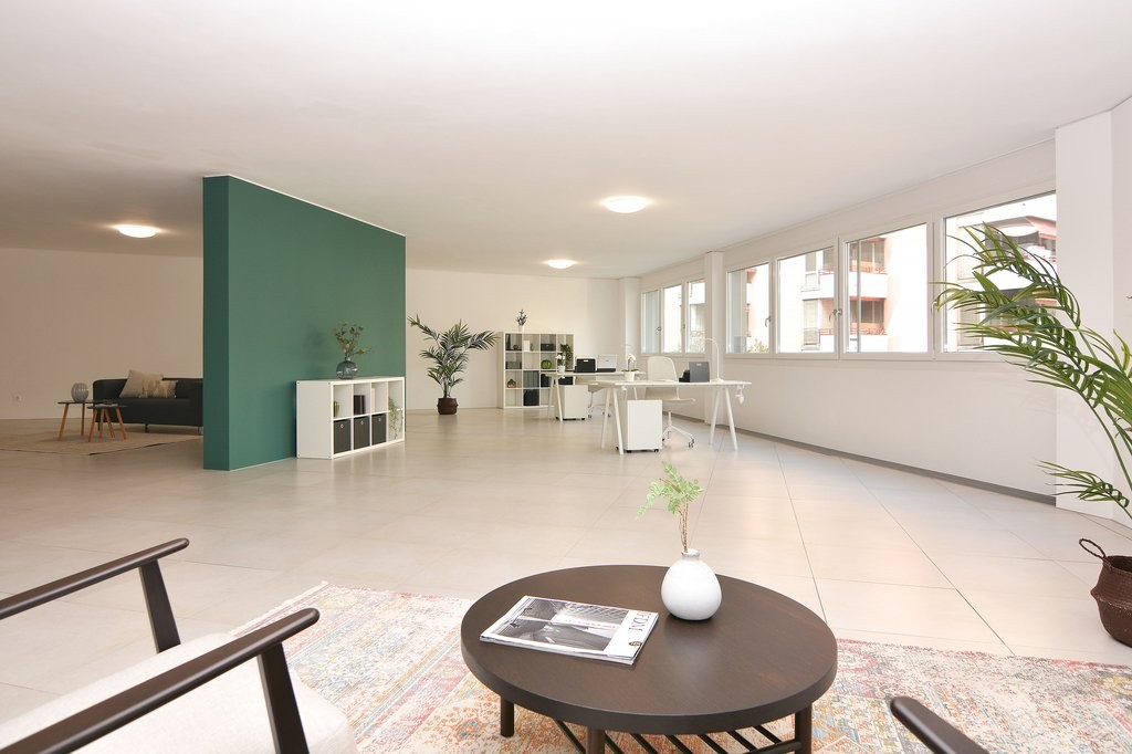 172m² bureau