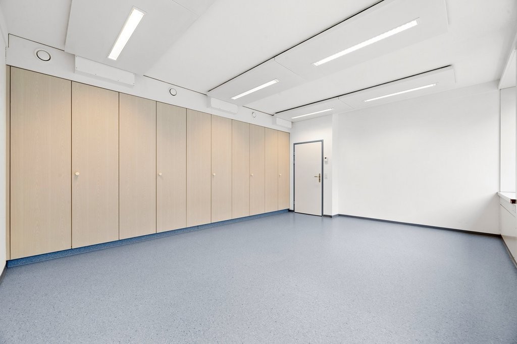 103m² bureau
