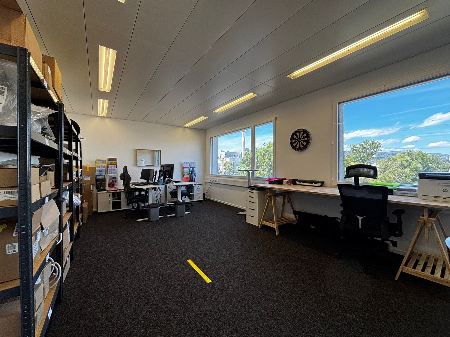 Bureau, photo 2 sur 6
