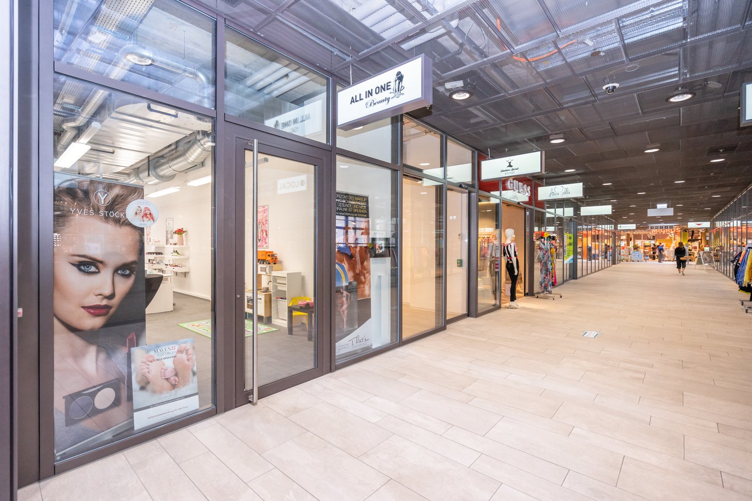 Magasin de 51m², photo 1 sur 9