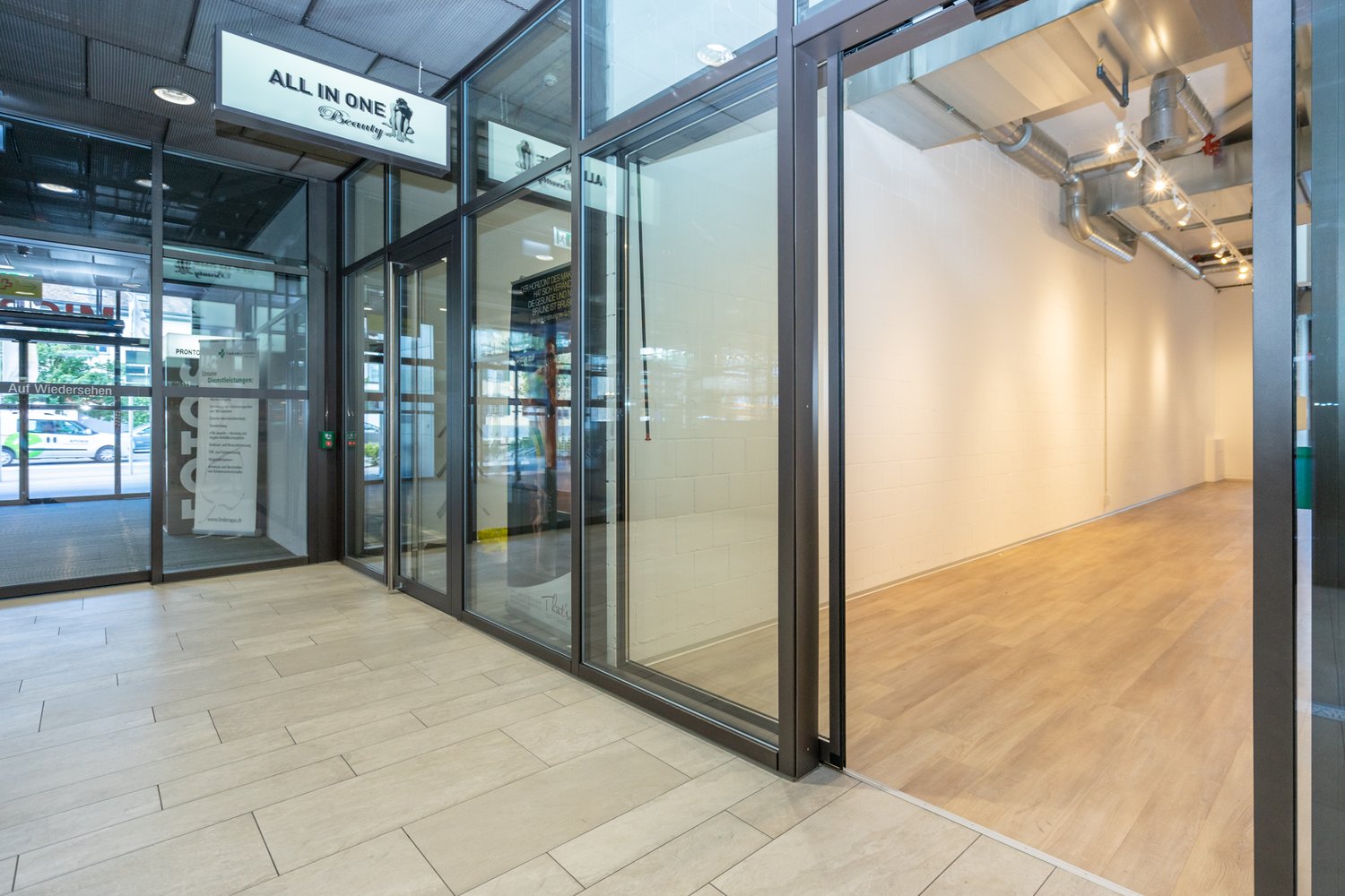 Magasin de 51m², photo 6 sur 9