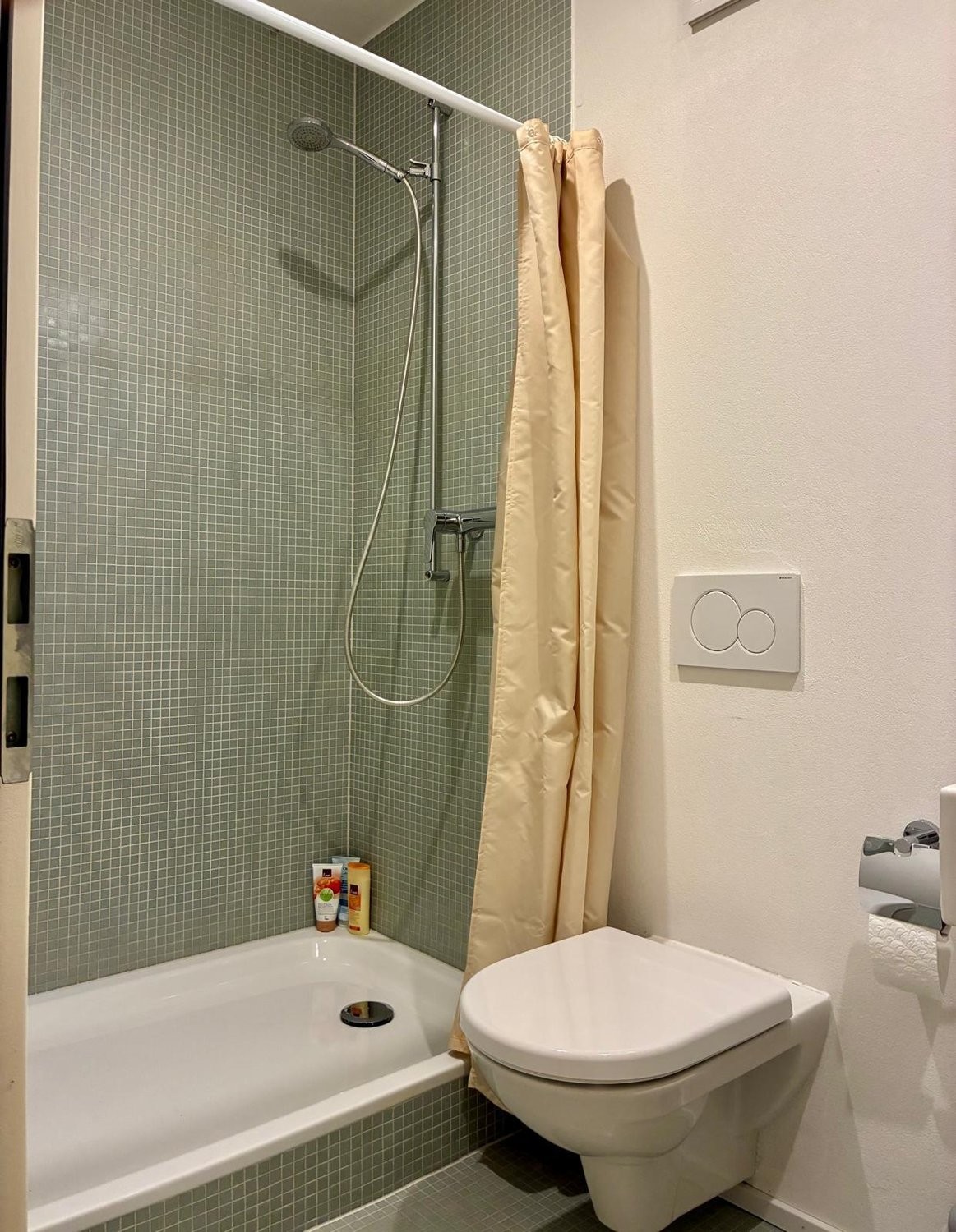 1 ½ rooms furnished flat, photo 7 sur 8