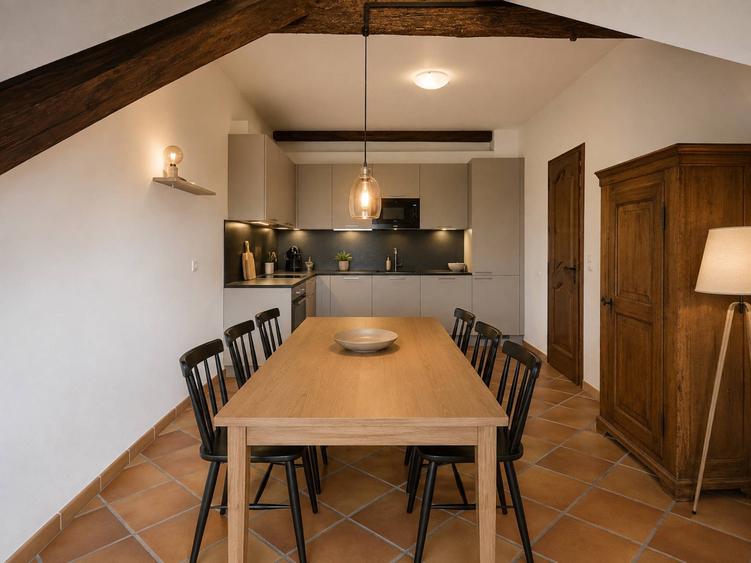 4 rooms furnished flat