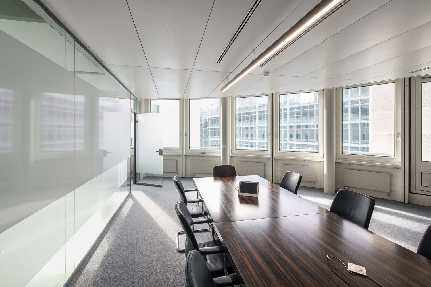 2130m² bureau