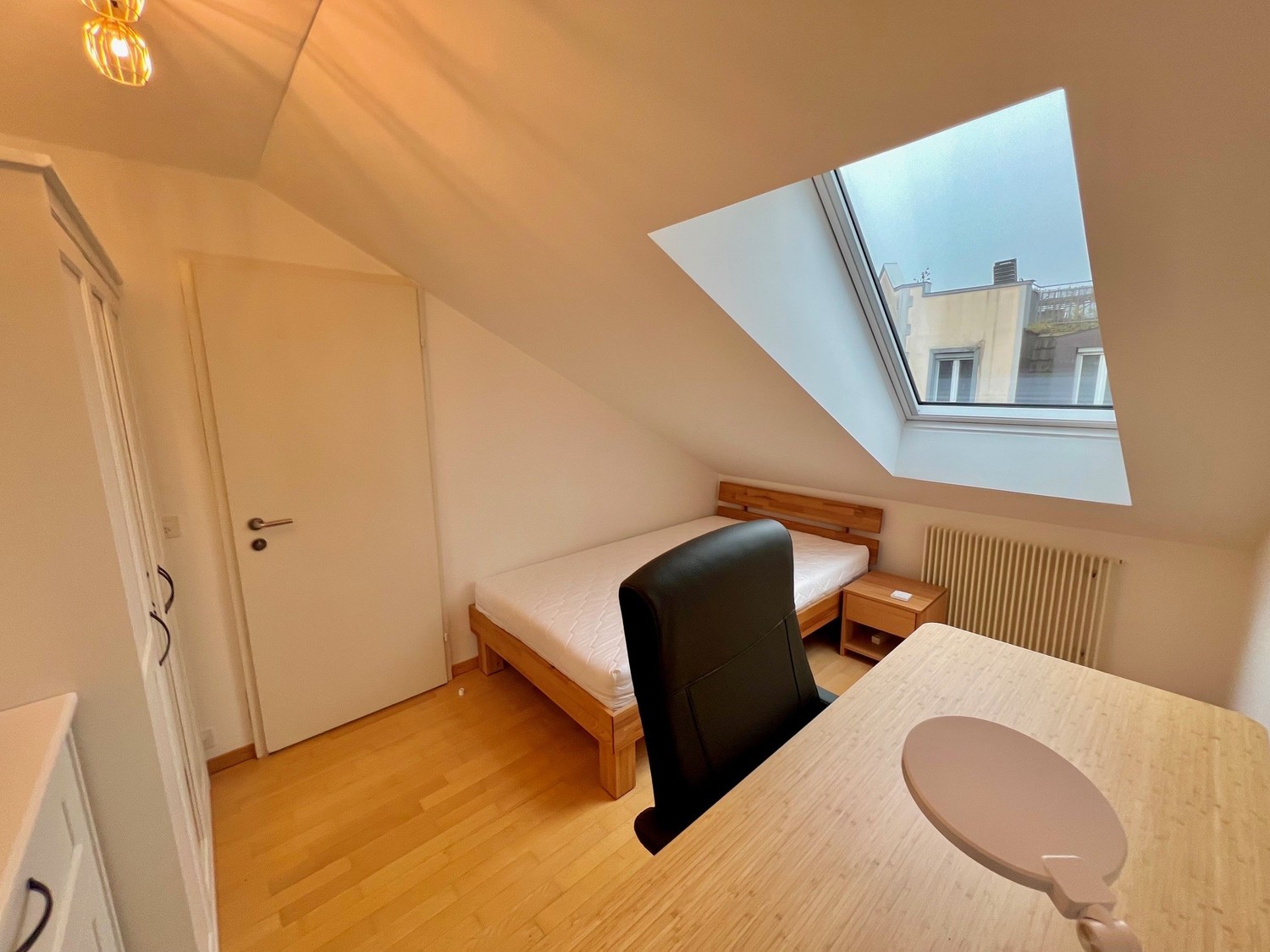 Chambre en colocation, photo 1 sur 8
