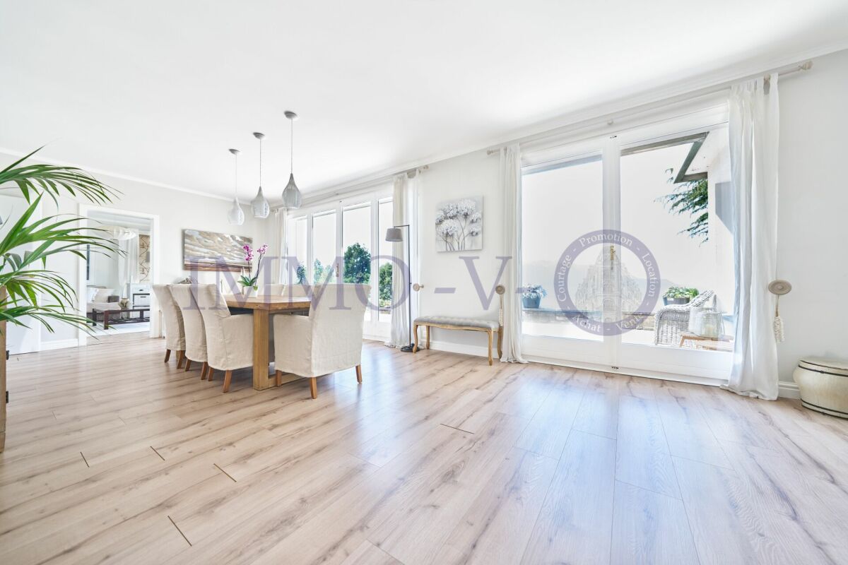 7 rooms villa