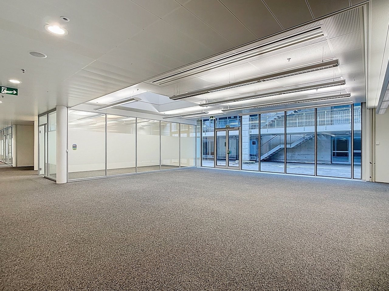 1450m² commercial, photo 4 sur 10