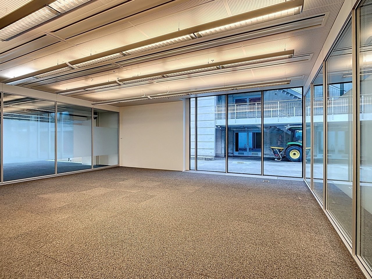 1450m² commercial, photo 7 sur 10
