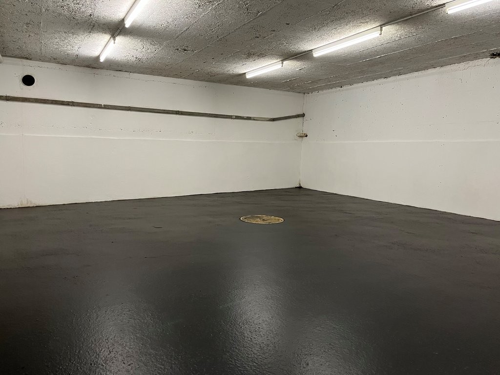 Atelier de 126m², photo 1 sur 3