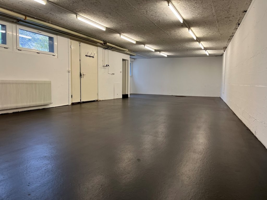 Atelier de 126m², photo 2 sur 3