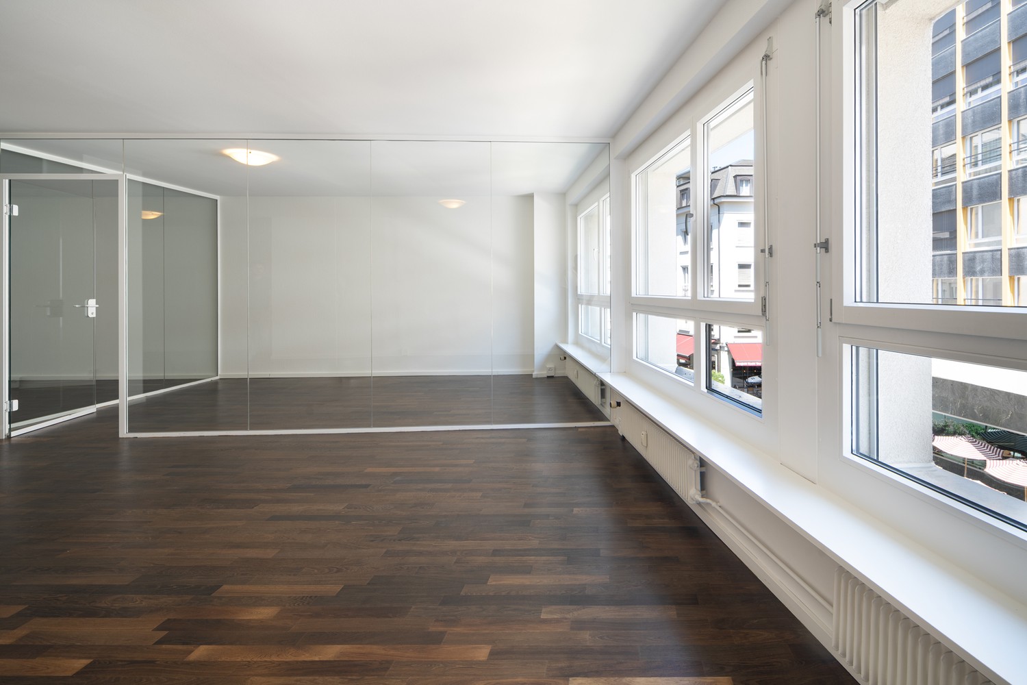 122m² commercial