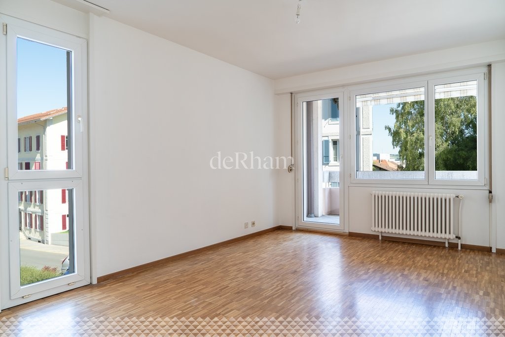 3 rooms apartment, photo 1 sur 8