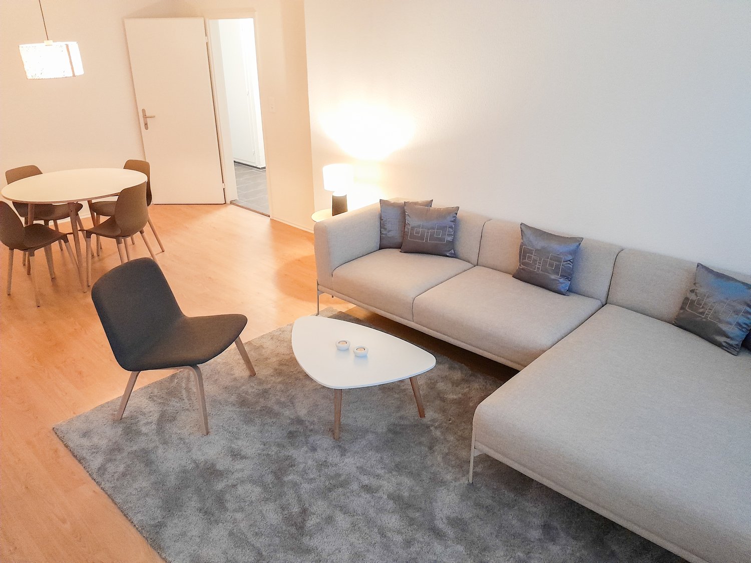 2 ½ pièces appartement meublé, photo 2 sur 10