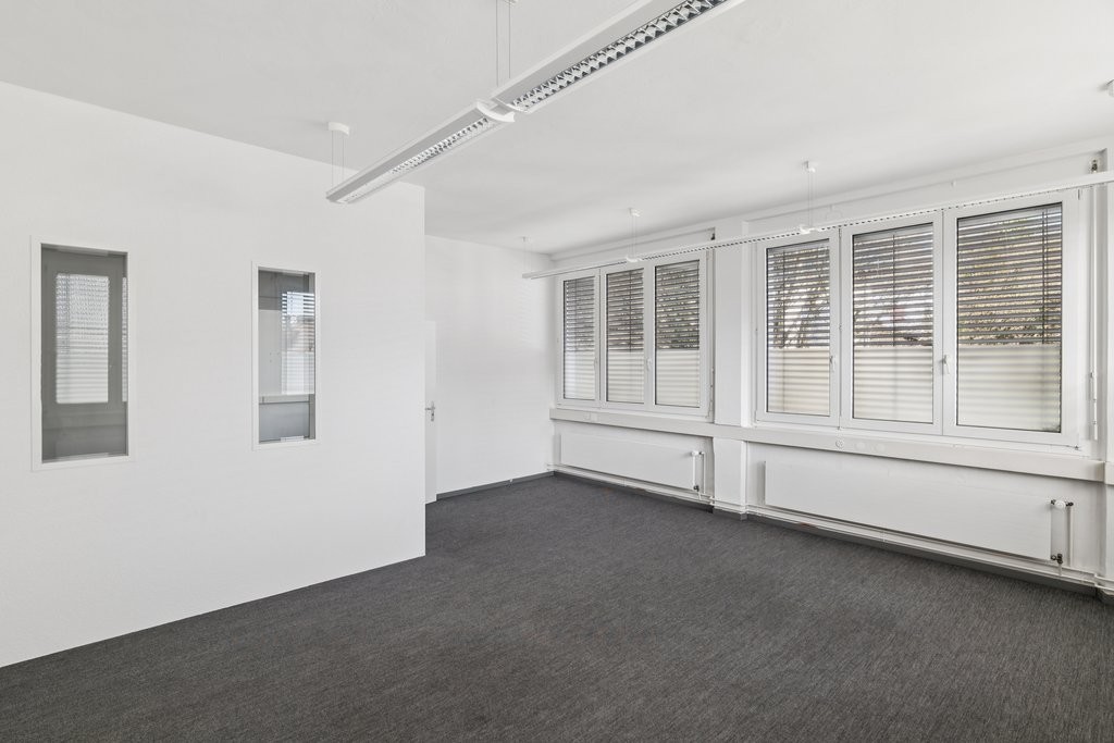 251m² bureau