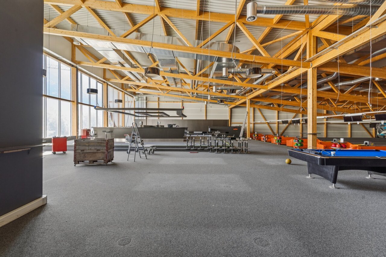 1867m² commercial, photo 8 sur 10