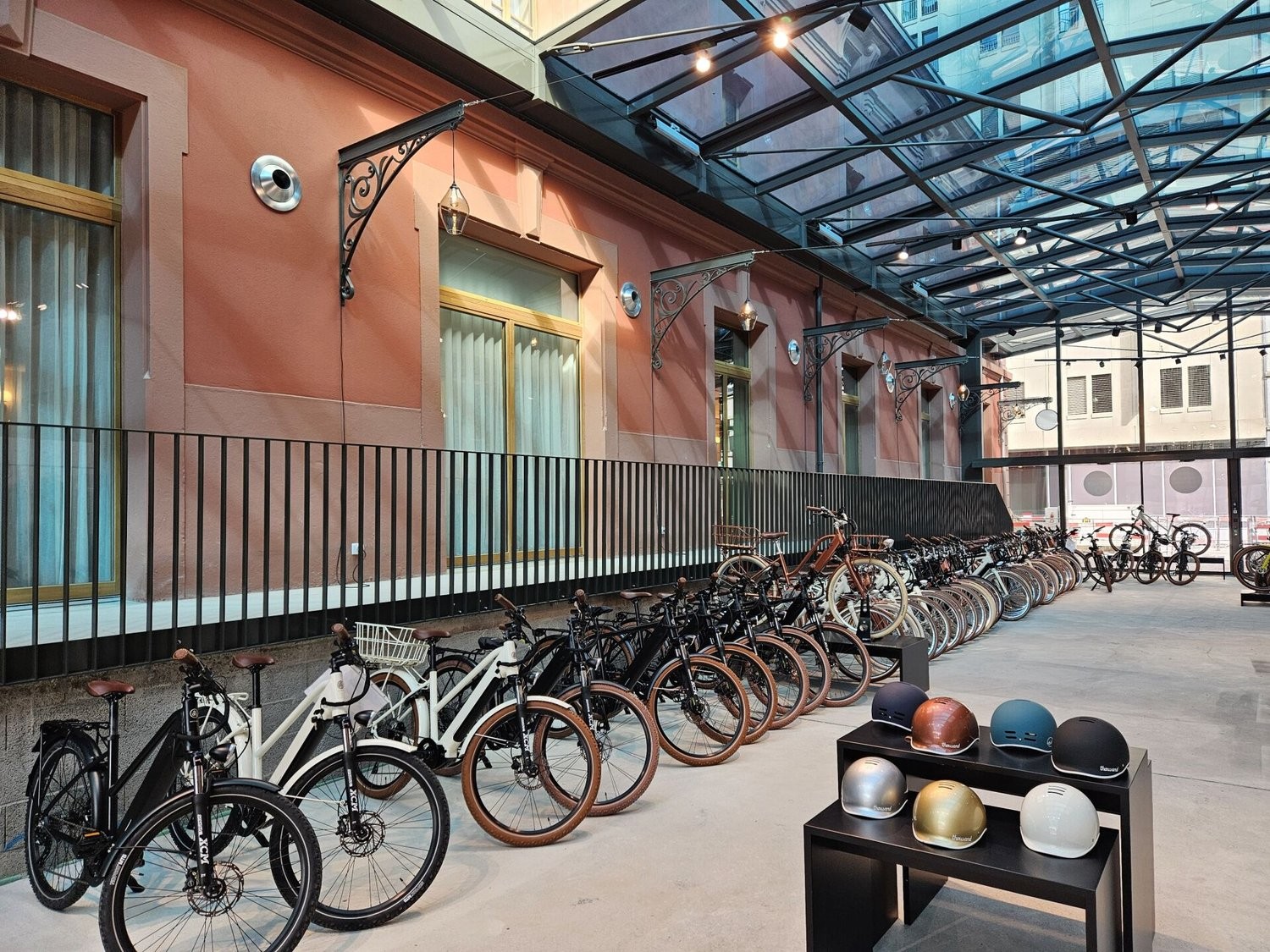 322m² negozio