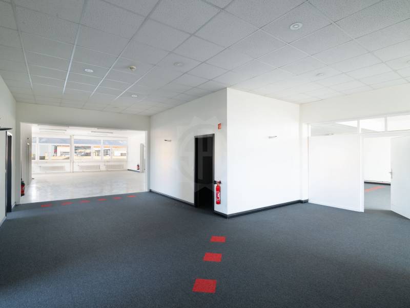 522m² industrial object