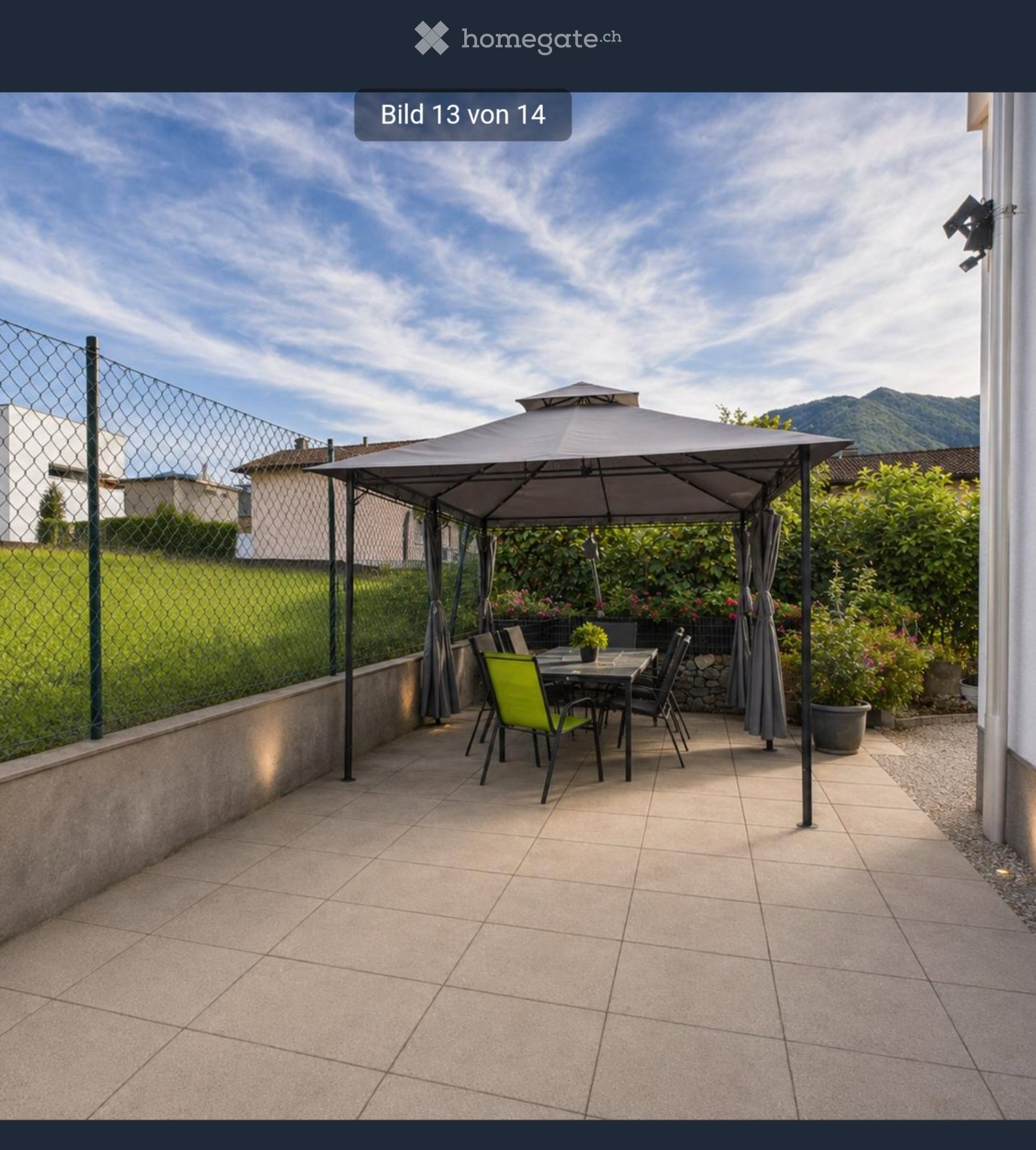 Location 4,5 - 1 P, Tout compris avec jardin, potager, 1 place de parc extérieure, éventuellement une autre place de parc payante 80 chf, pas de décompte. Nous n'acceptons pas les animaux,