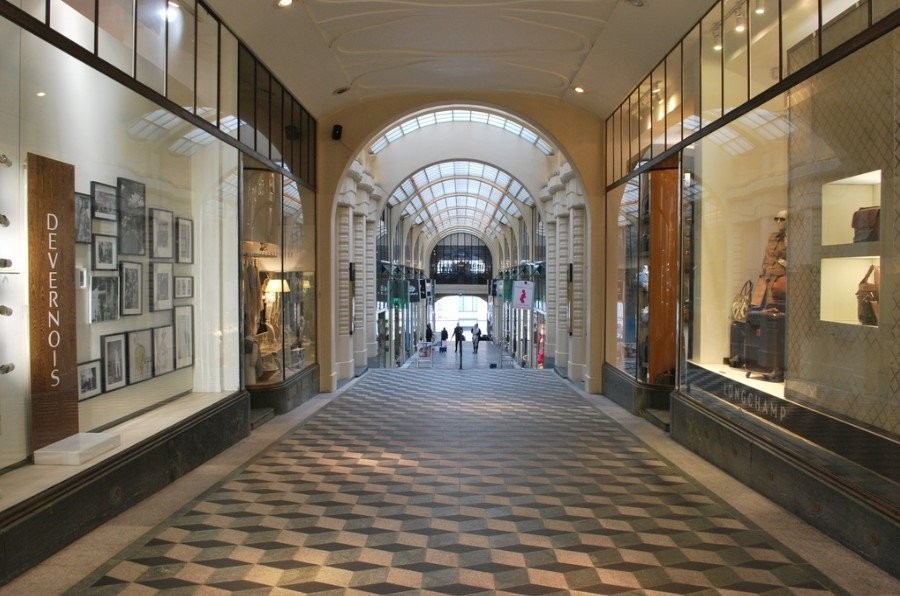 69m² shop, photo 1 sur 2
