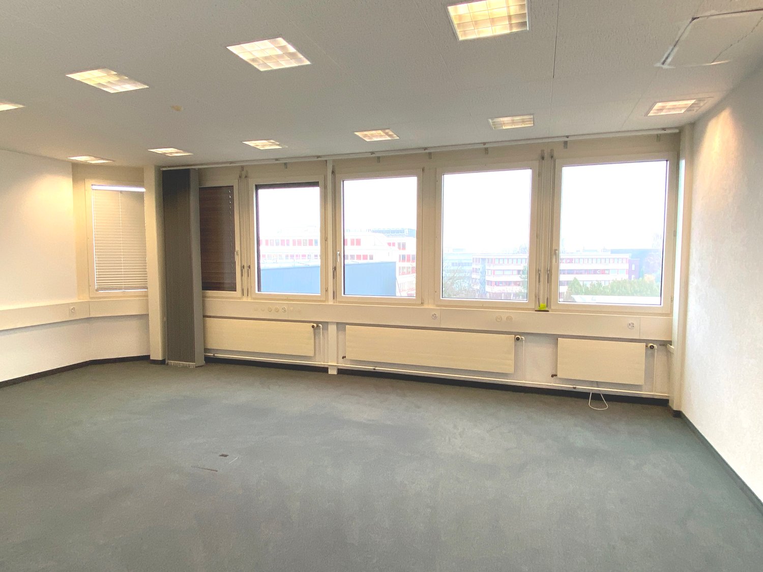 Objet industriel de 390m², photo 4 sur 10