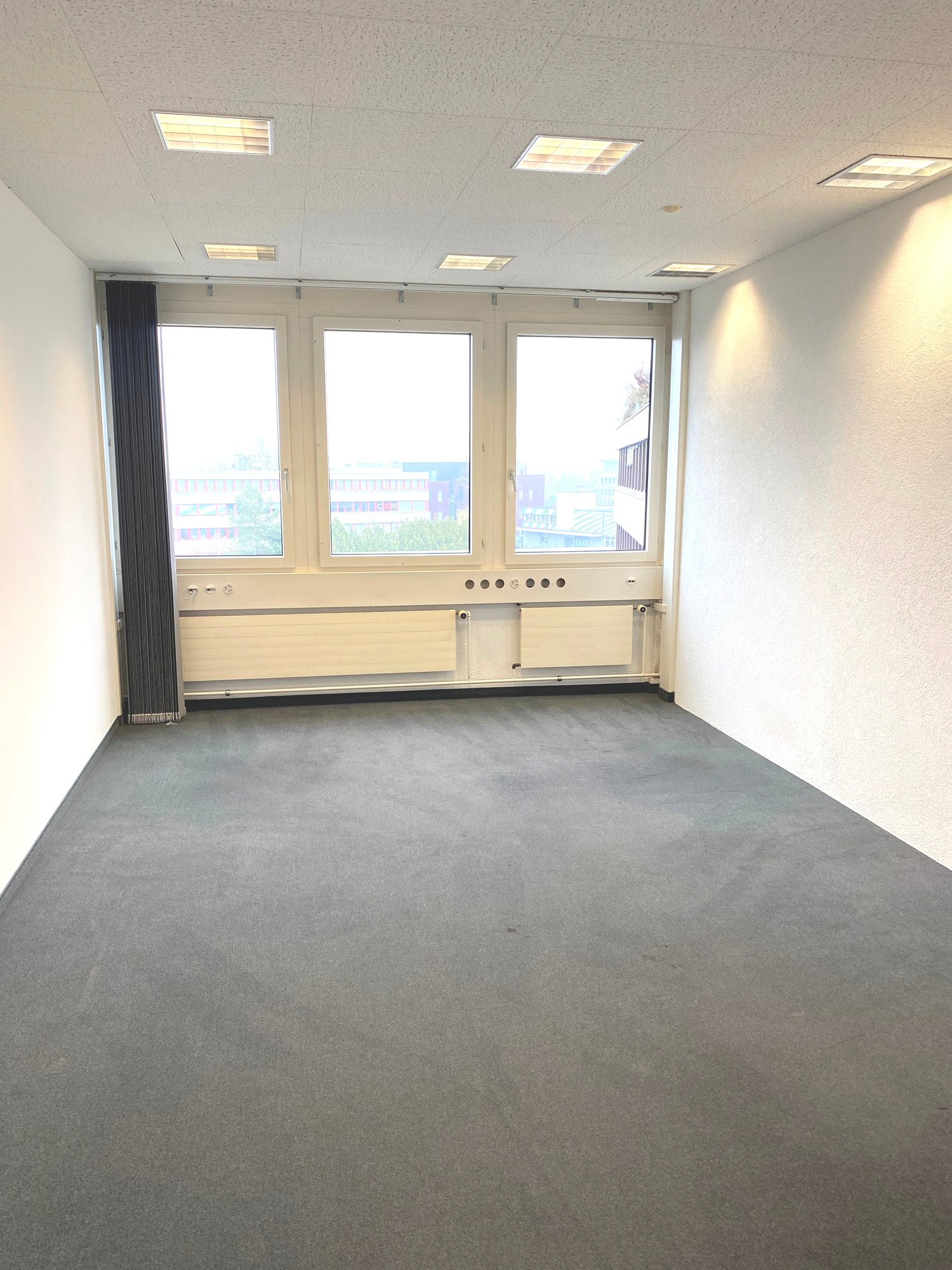 Objet industriel de 390m², photo 9 sur 10
