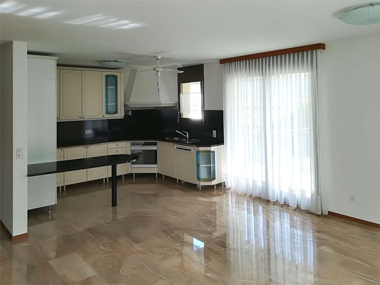 Appartement de 3 ½ pièces, photo 1 sur 10