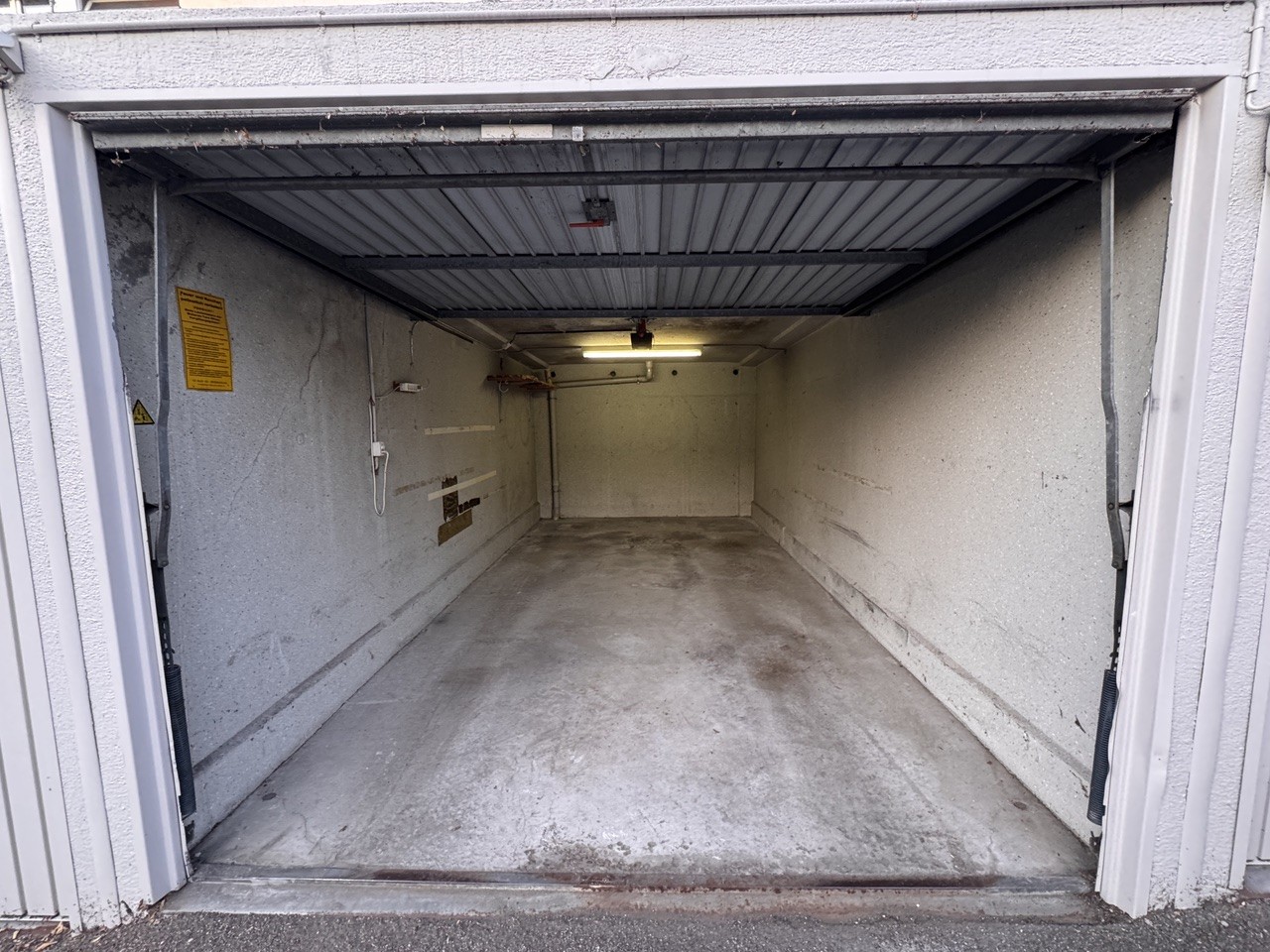 Garage individuelle, photo 2 sur 2