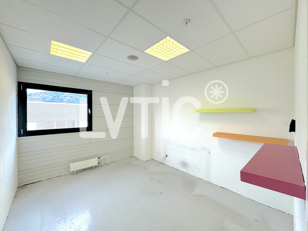 290m² shop, photo 4 sur 9
