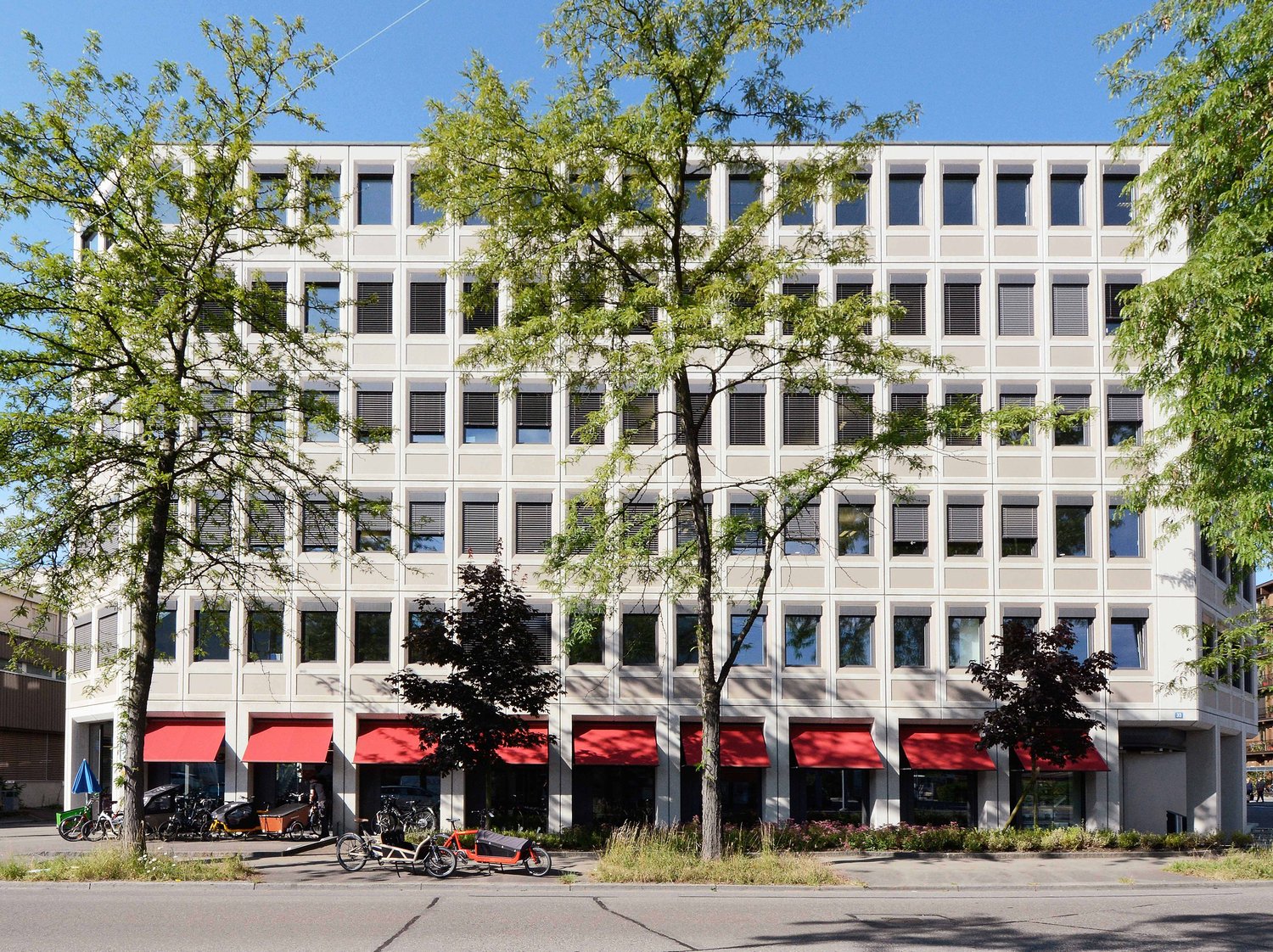 304m² de bureaux