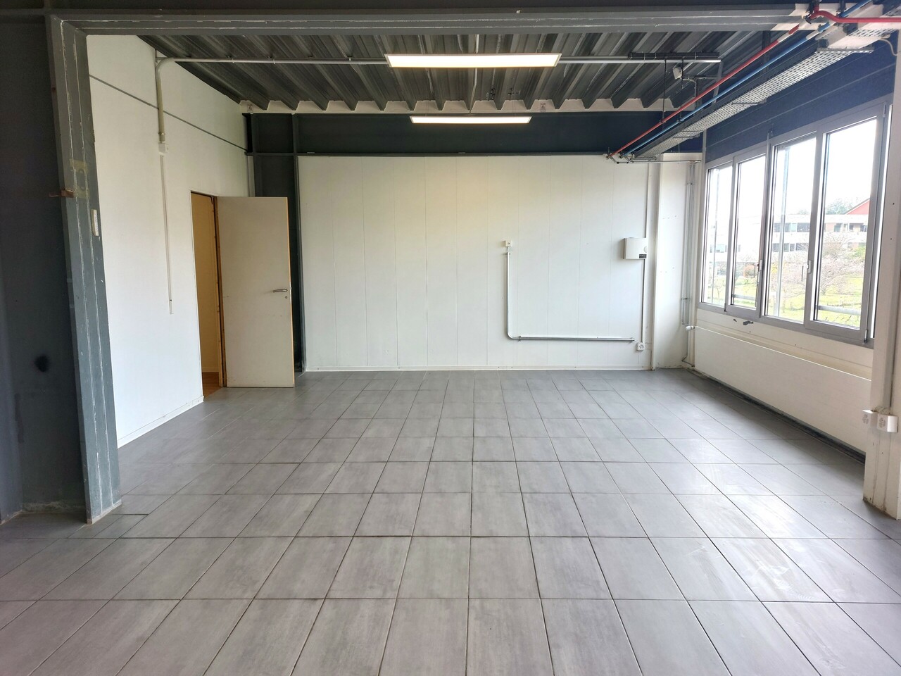 79m² commercial, photo 2 sur 7