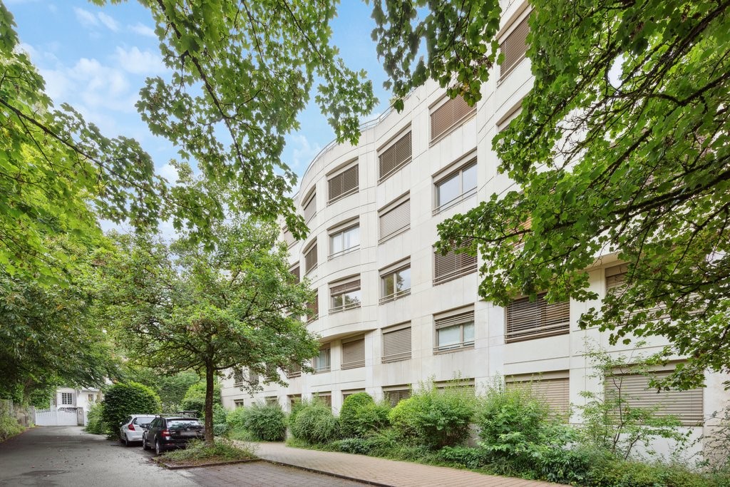 5 rooms apartment, photo 1 sur 5