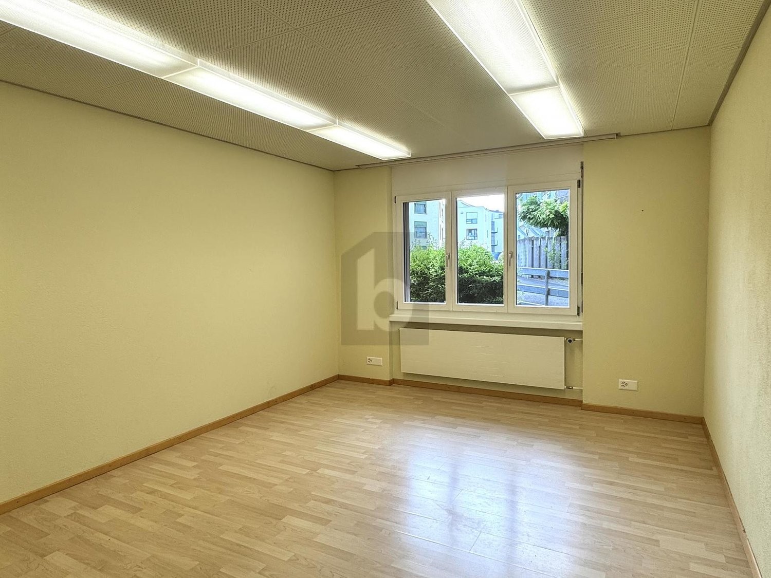 88m² bureau