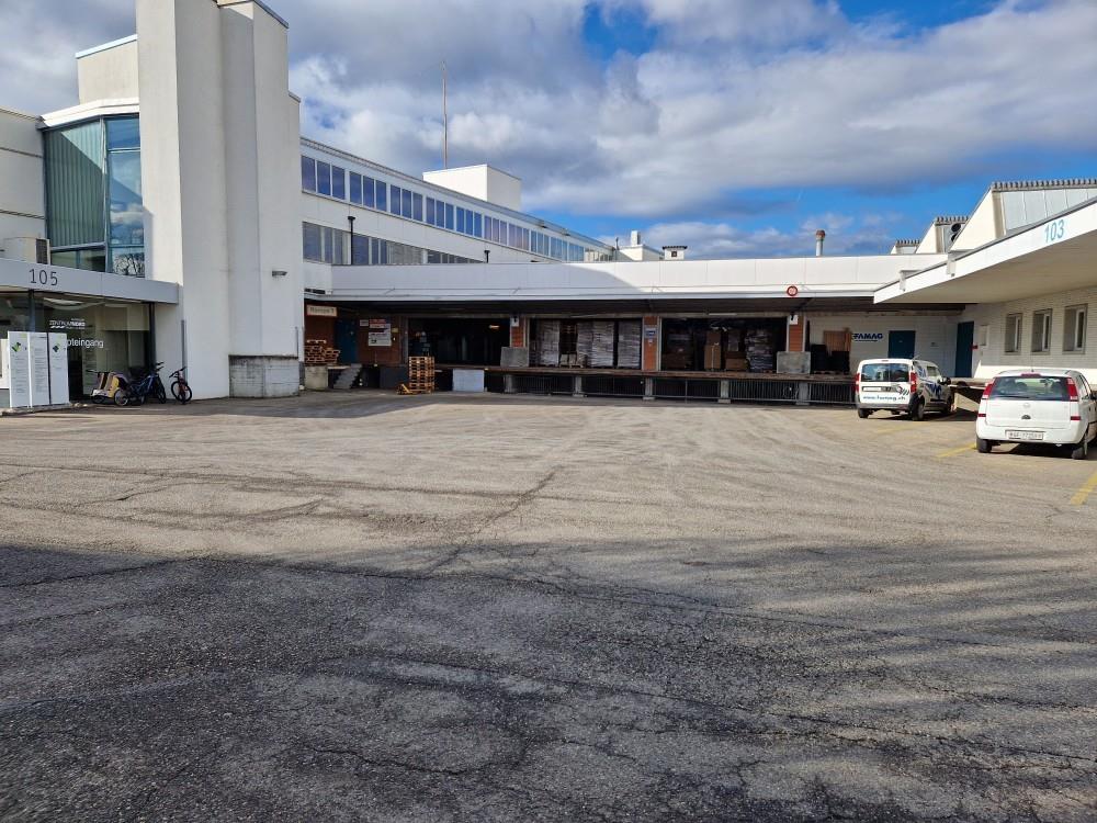 Espace de stockage de 78m², photo 3 sur 3