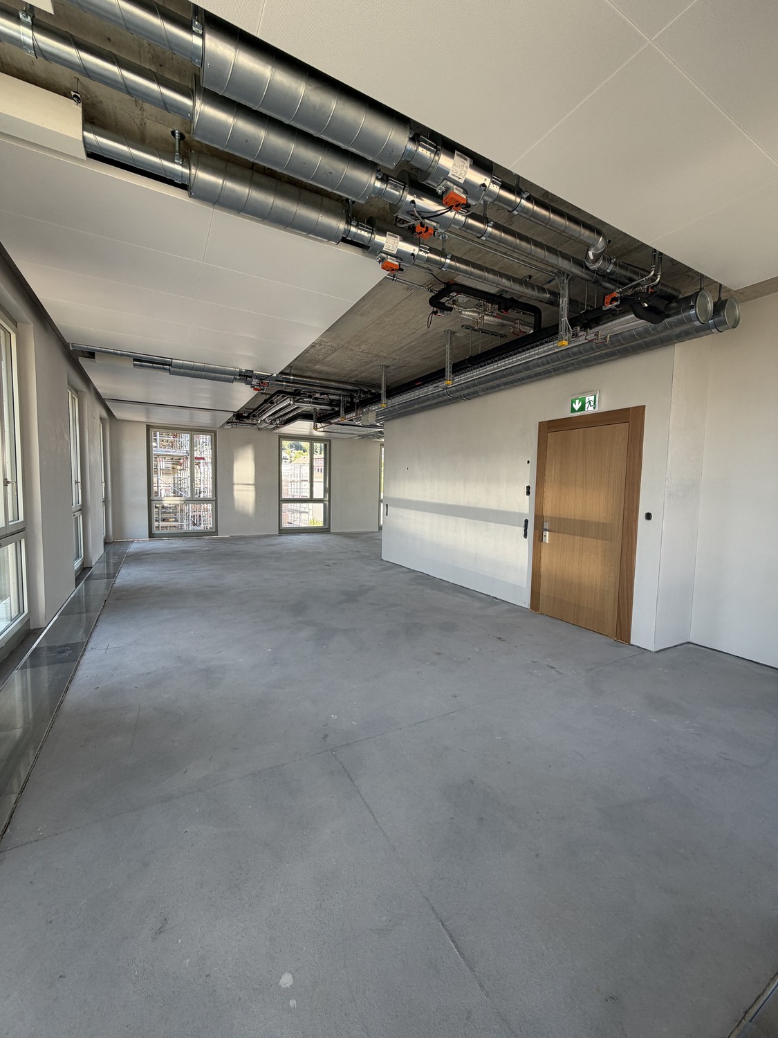 172m² bureau, photo 5 sur 10