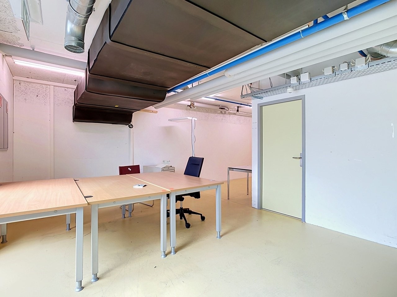 1130m² de locaux de stockage