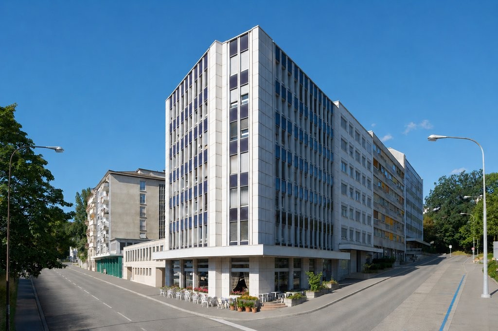 208m² office