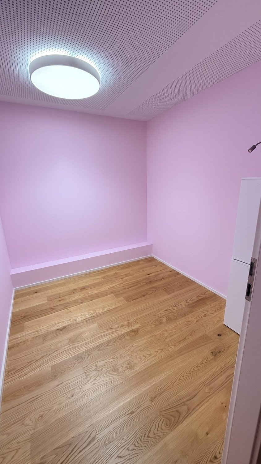 111m² commercial