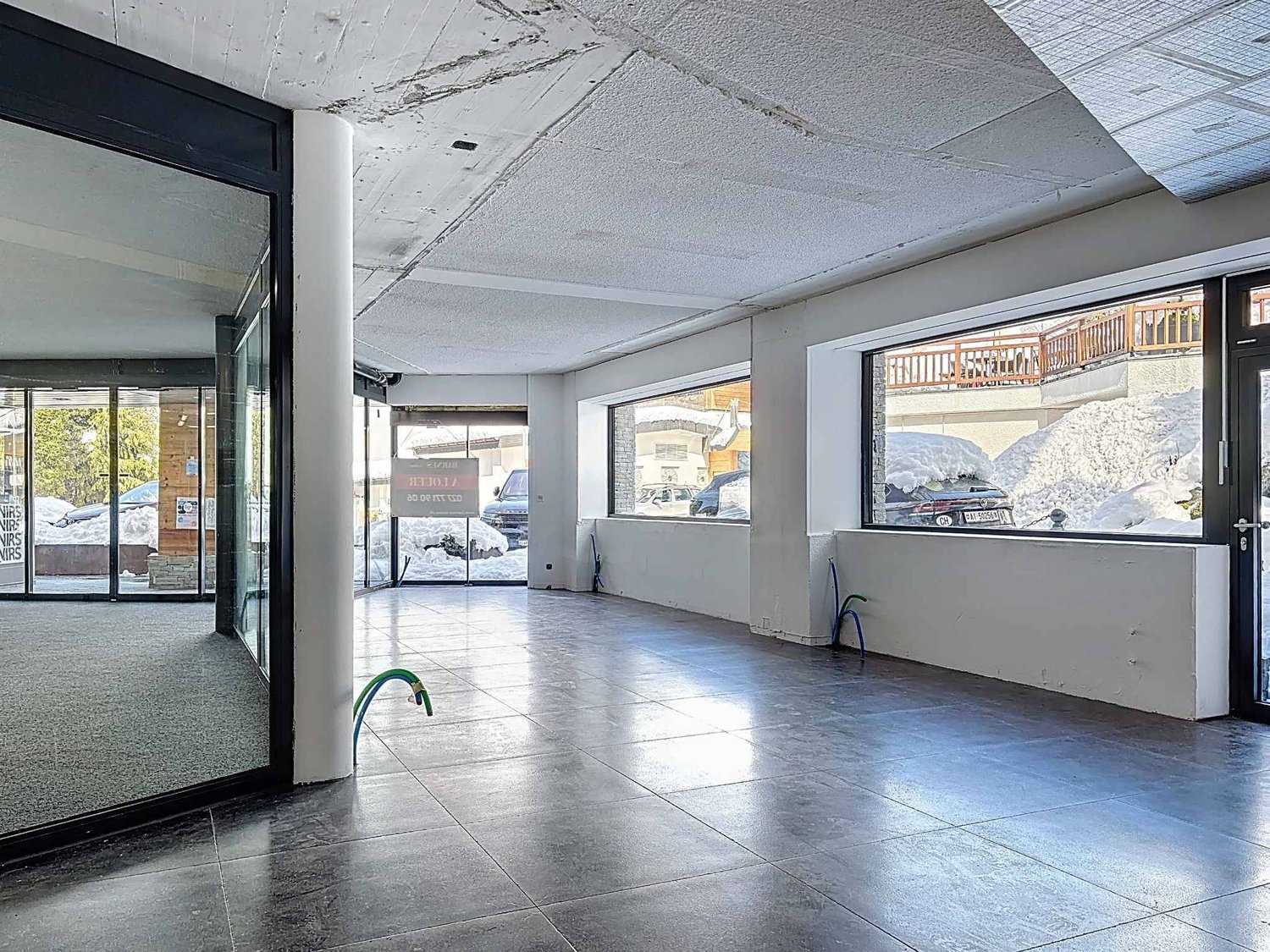 124m² shopping centre, photo 4 sur 4