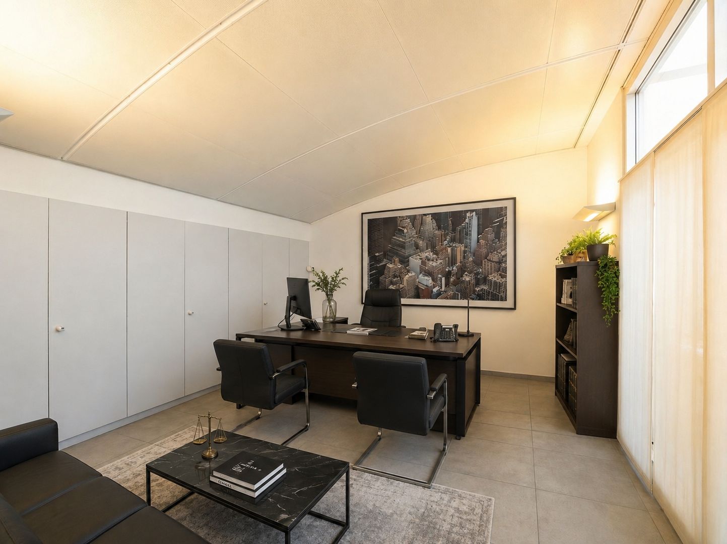 177m² office, photo 1 sur 5