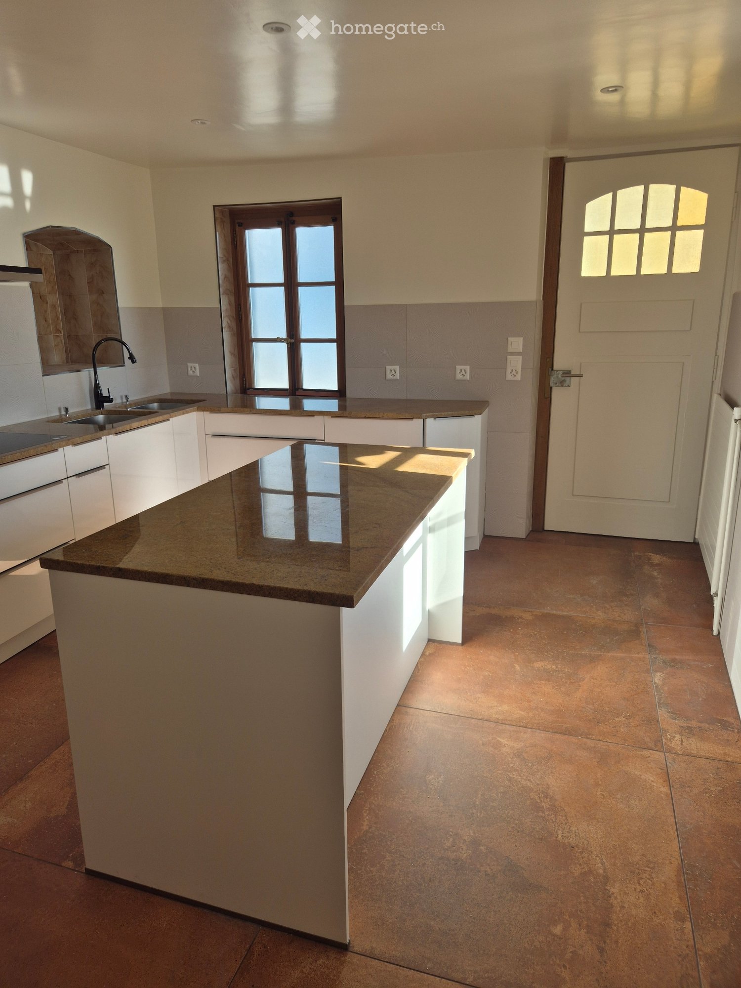 5 rooms apartment, photo 3 sur 5