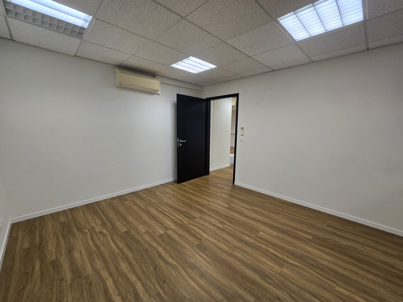 119m² office, photo 6 sur 7