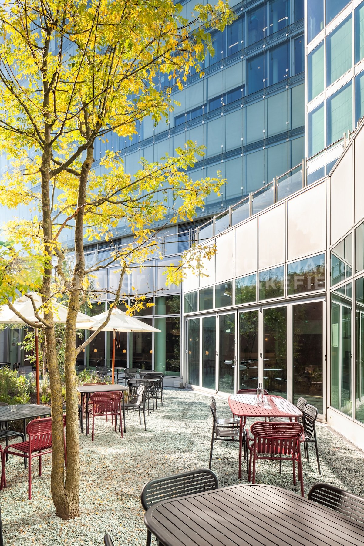 500m² office
