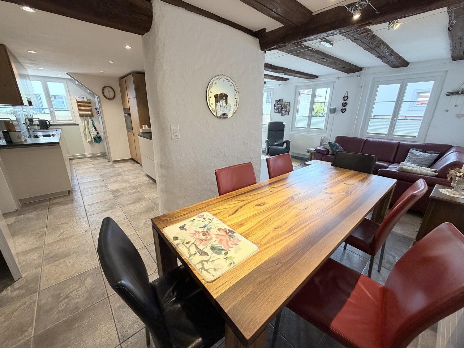 8 ½ rooms single house