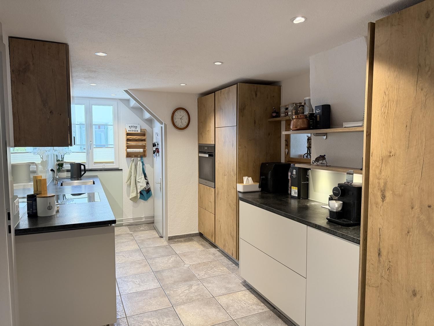 8 ½ rooms single house