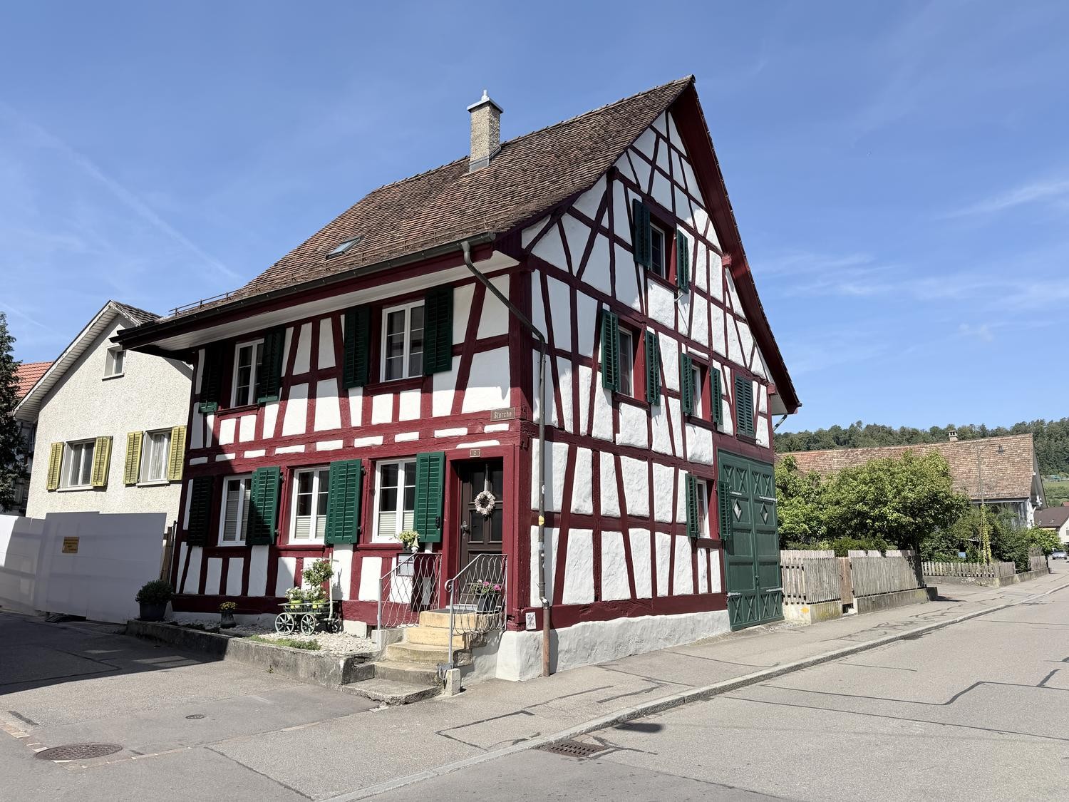 8 ½ rooms single house