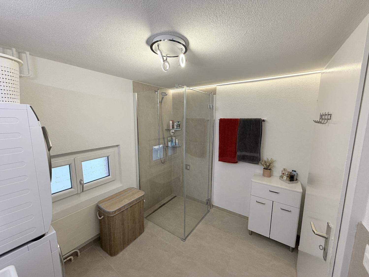 8 ½ rooms single house