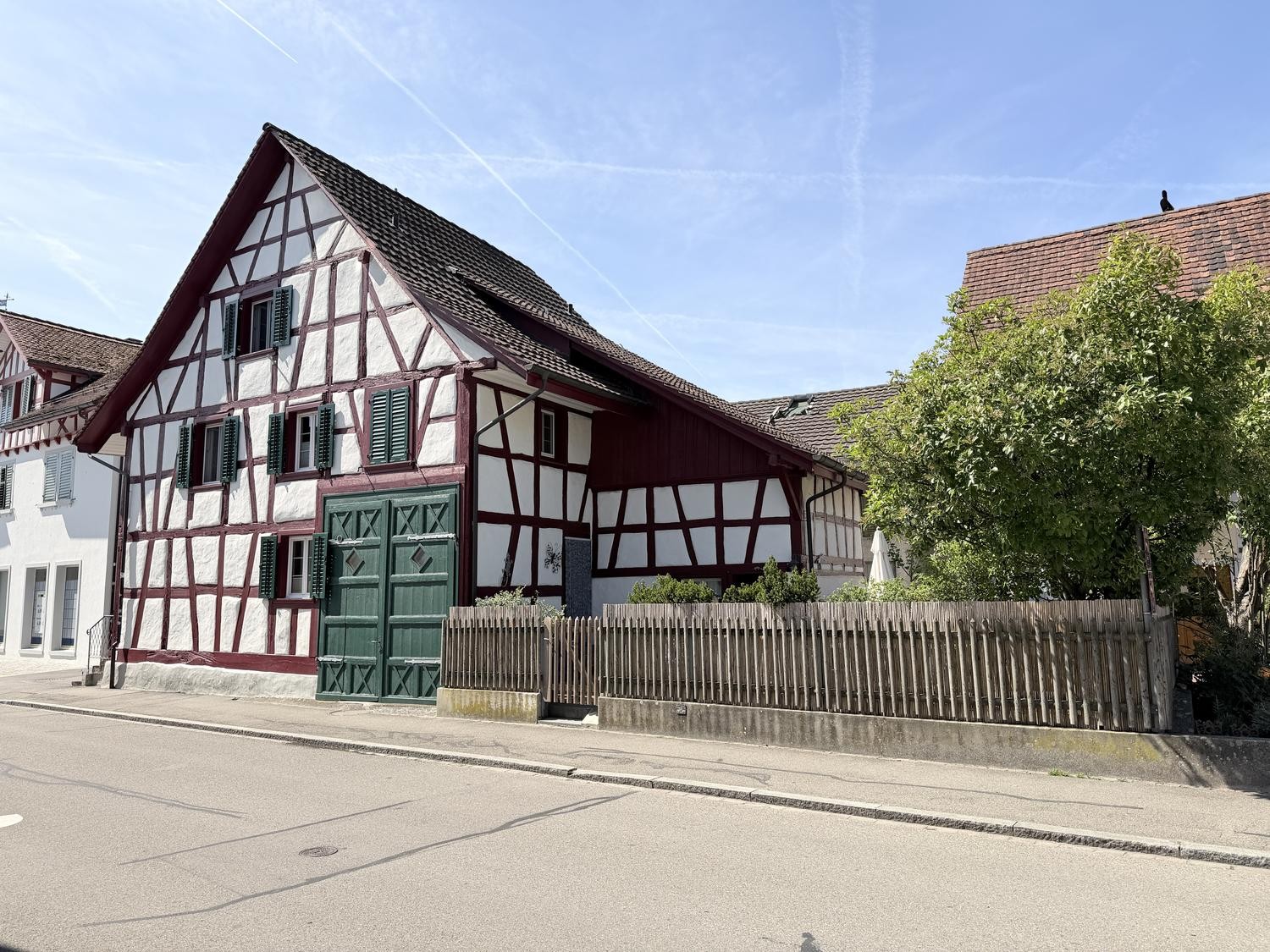 8 ½ rooms single house