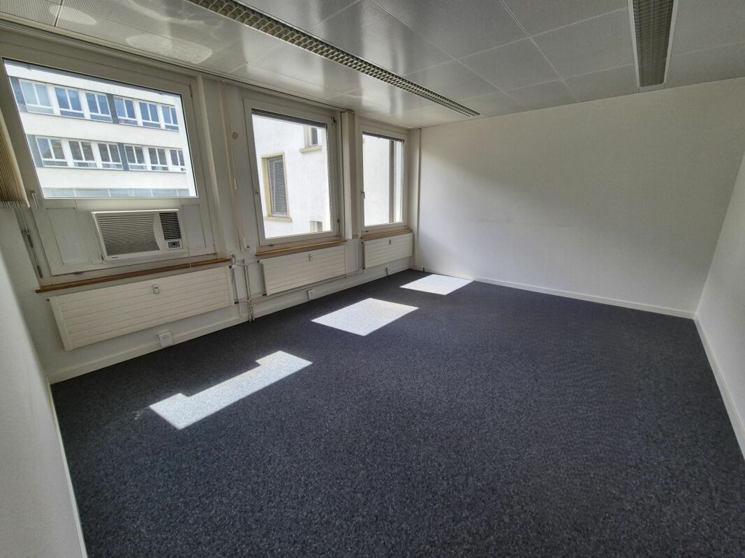 42m² bureau