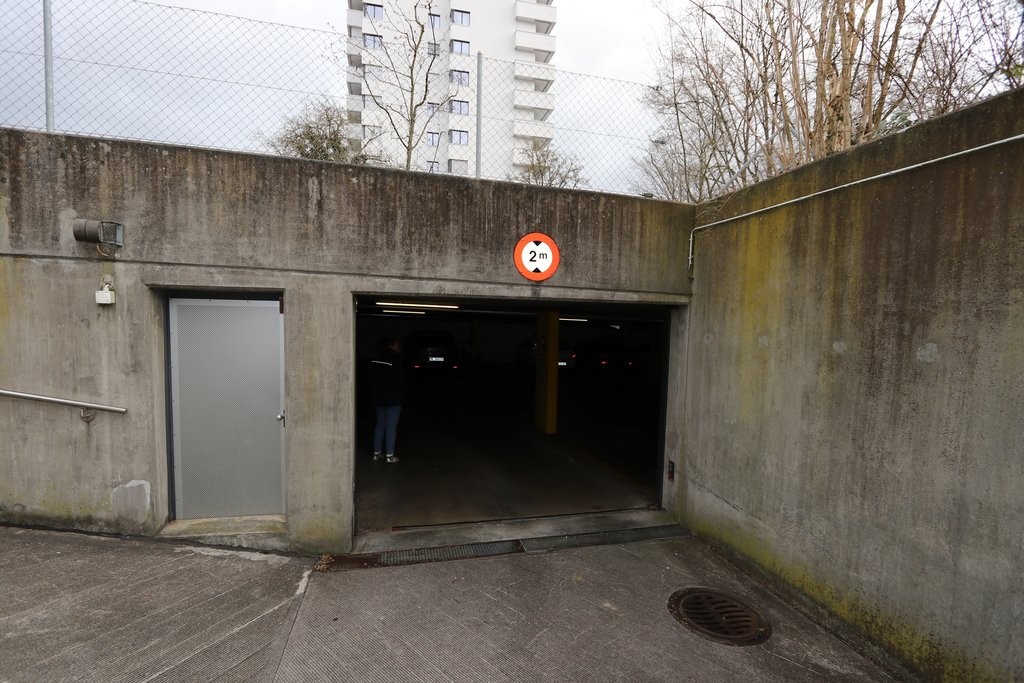 Posto auto interrato di 14m²